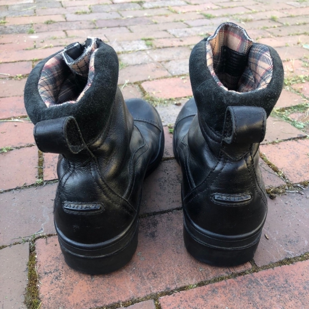 Ariat Glacier Insulated Leather Waterproof Paddock Boots